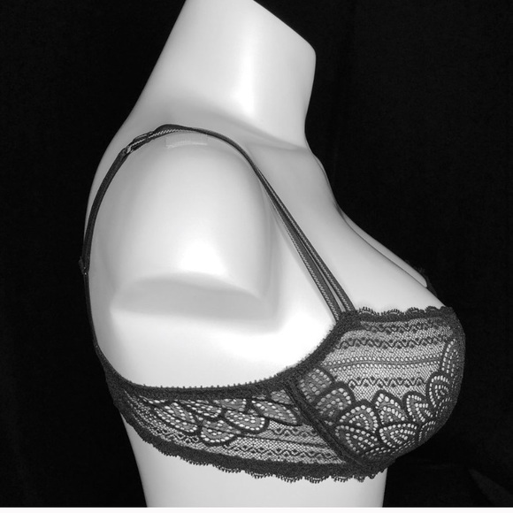 Chantelle Merci Lace Unlined Balconette - Picture 5 of 6